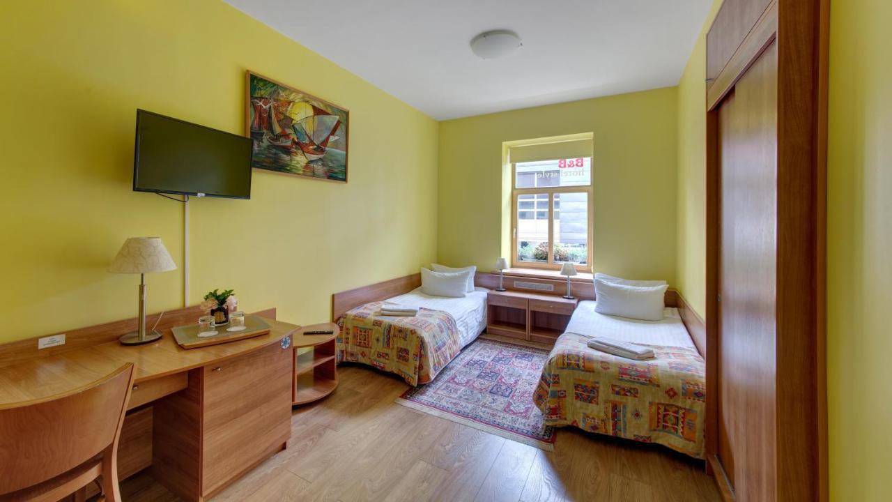 In Astra Bed & Breakfast Vilnius Ngoại thất bức ảnh